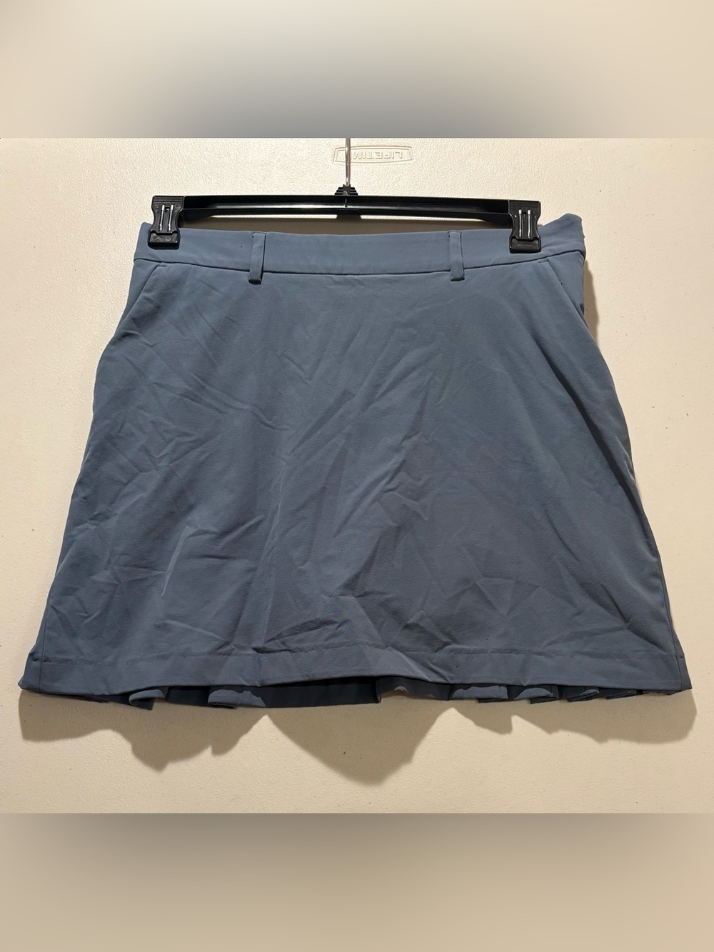 KJUS Women's Iris Golf Skort Blue Gray Pleated Back Athletic Skort size M